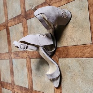 CL by Laundry Taupe embroidered strappy chunky heel